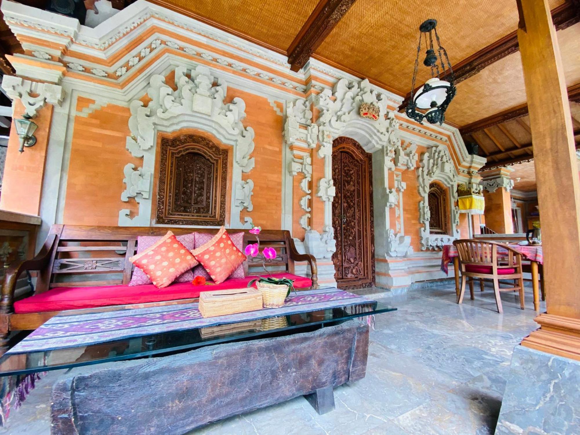 Aura Bisma Guesthouse ウブド エクステリア 写真